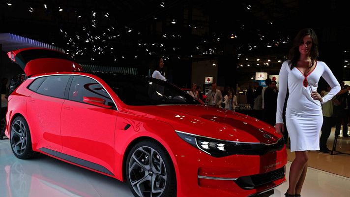 Telediario 1 - Los teléfonos son capaces ya de controlan nuestros vehículos