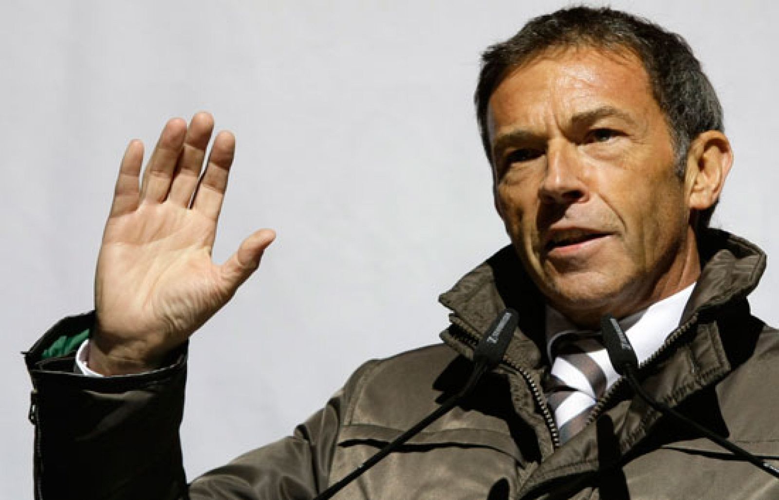 El líder de la ultraderecha de Austria, Jorg Haider, ha muerto en un accidente de tráfico