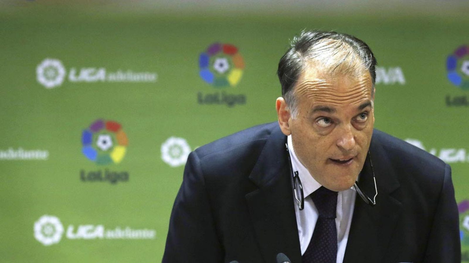 La Liga reprueba la actuación de la Federación de Fútbol | Ver