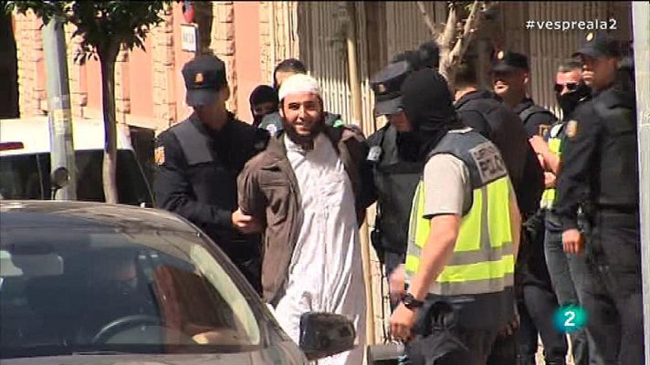 L'Informatiu - Vespre a La 2 - Informatiu - 12/05/2015