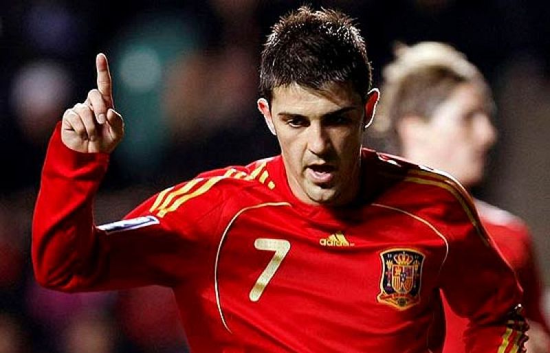 La selección española de fútbol ha ganado 3-0 ante Estonia, en el partido de clasificación para el Mundial de 2010.
