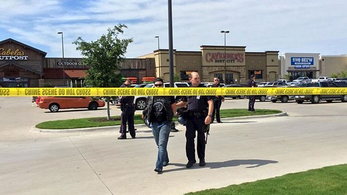 Telediario 1 - Tiroteo en Waco, Texas