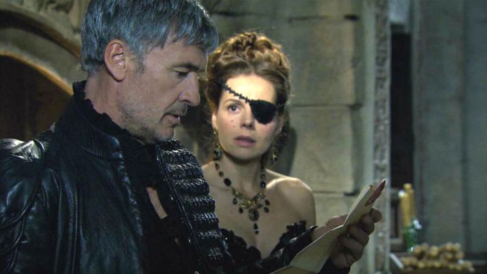 Águila Roja - El Comisario es relegado de su cargo