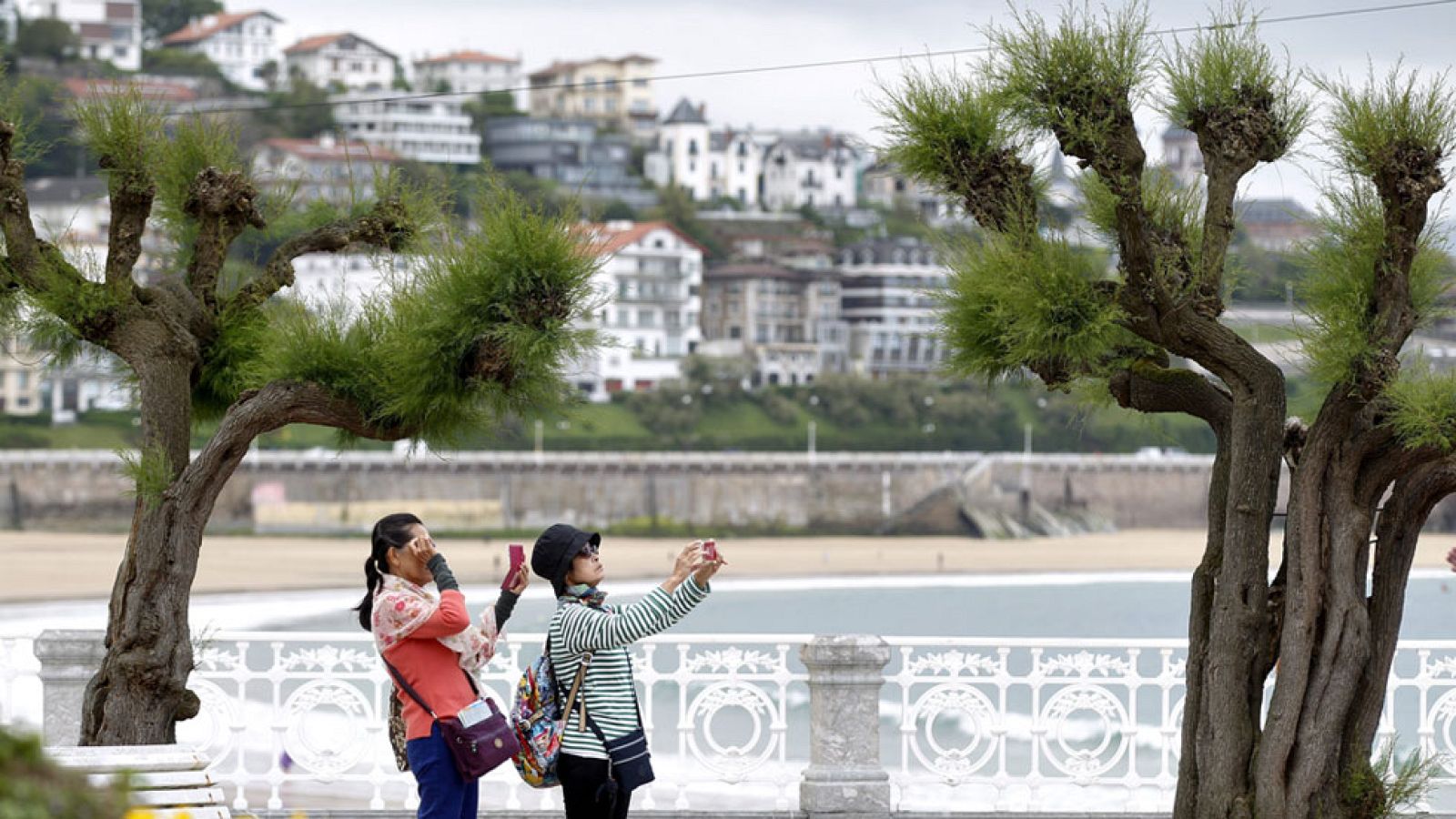 Mañana, chubascos fuertes en Melilla, sureste de Andalucía y Cataluña