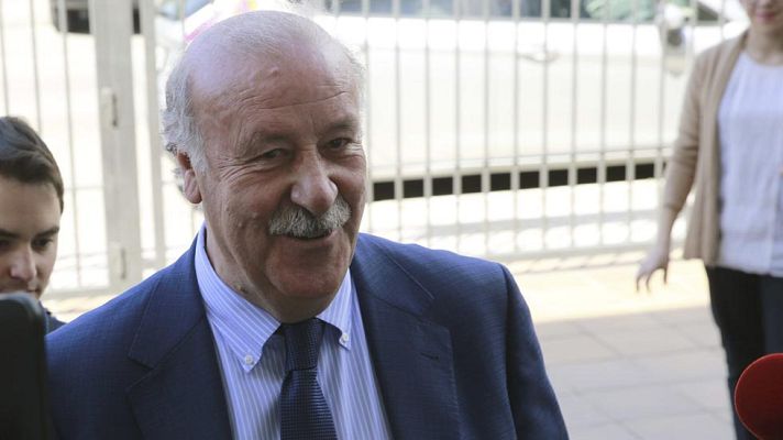 Telediario 1 - Del Bosque: "Xavi es insustituible"