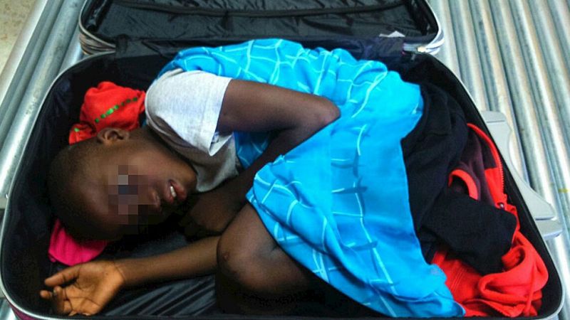 El caso de Adou resume el drama de la inmigración ilegal