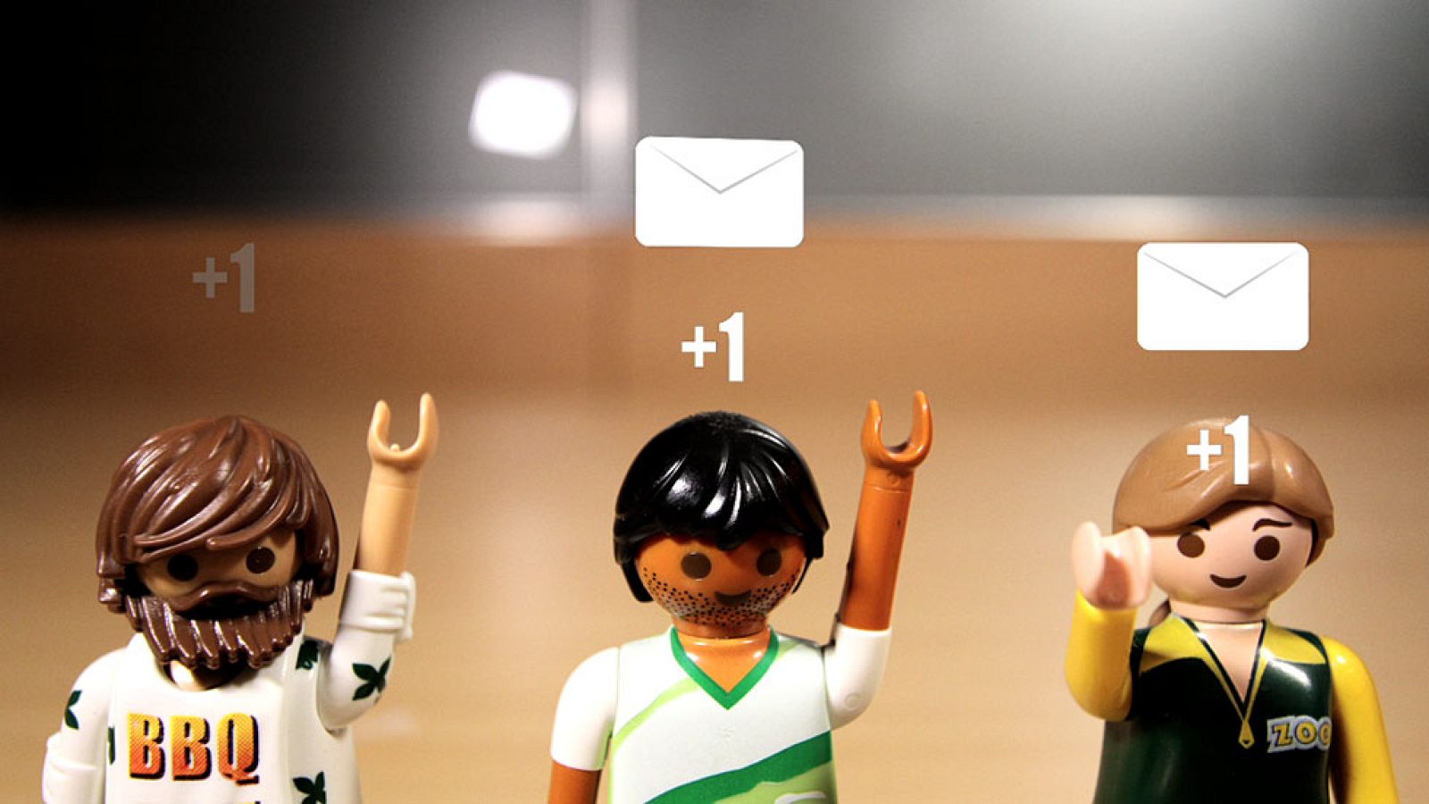 Guía definitiva sobre la Ley D'Hondt. Te proponemos que entiendas de una vez por toda el método de atribución de escaños de las elecciones autonómicas y municipales de este 24 de mayo, aunque para ello necesites que te lo contemos con muñecos articul