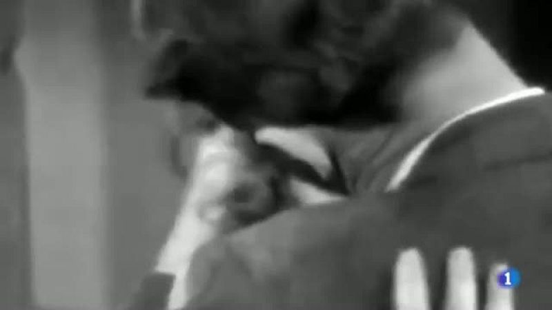 Sabies que el 23 de maig és el Dia Internacional del Primer petó?