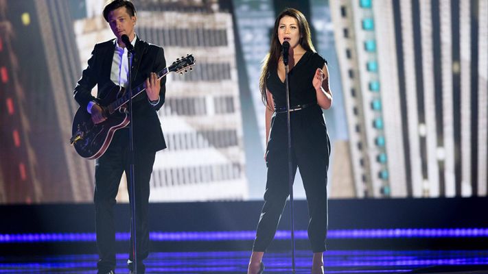 Eurovisión - Elina Born & Stig Rästa - "Goodbye to yesterday"
