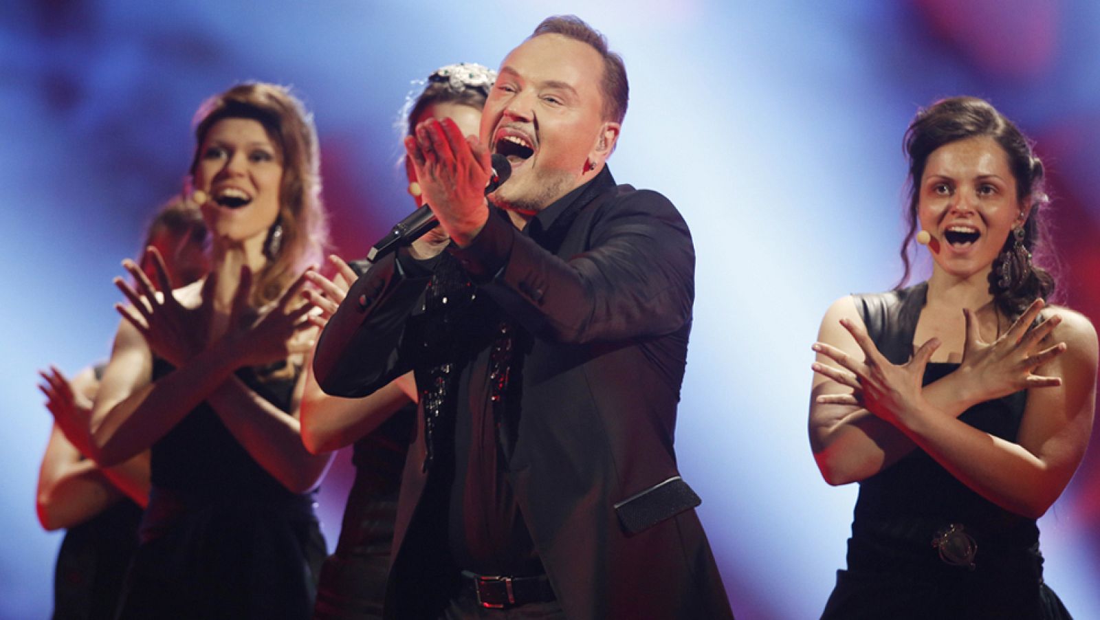 Eurovisión 2015 - Montenegro: Knez canta 'Adio' | Ver