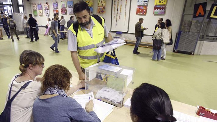 Informativo 24h - Comienzo de las votaciones de las elecciones 2015