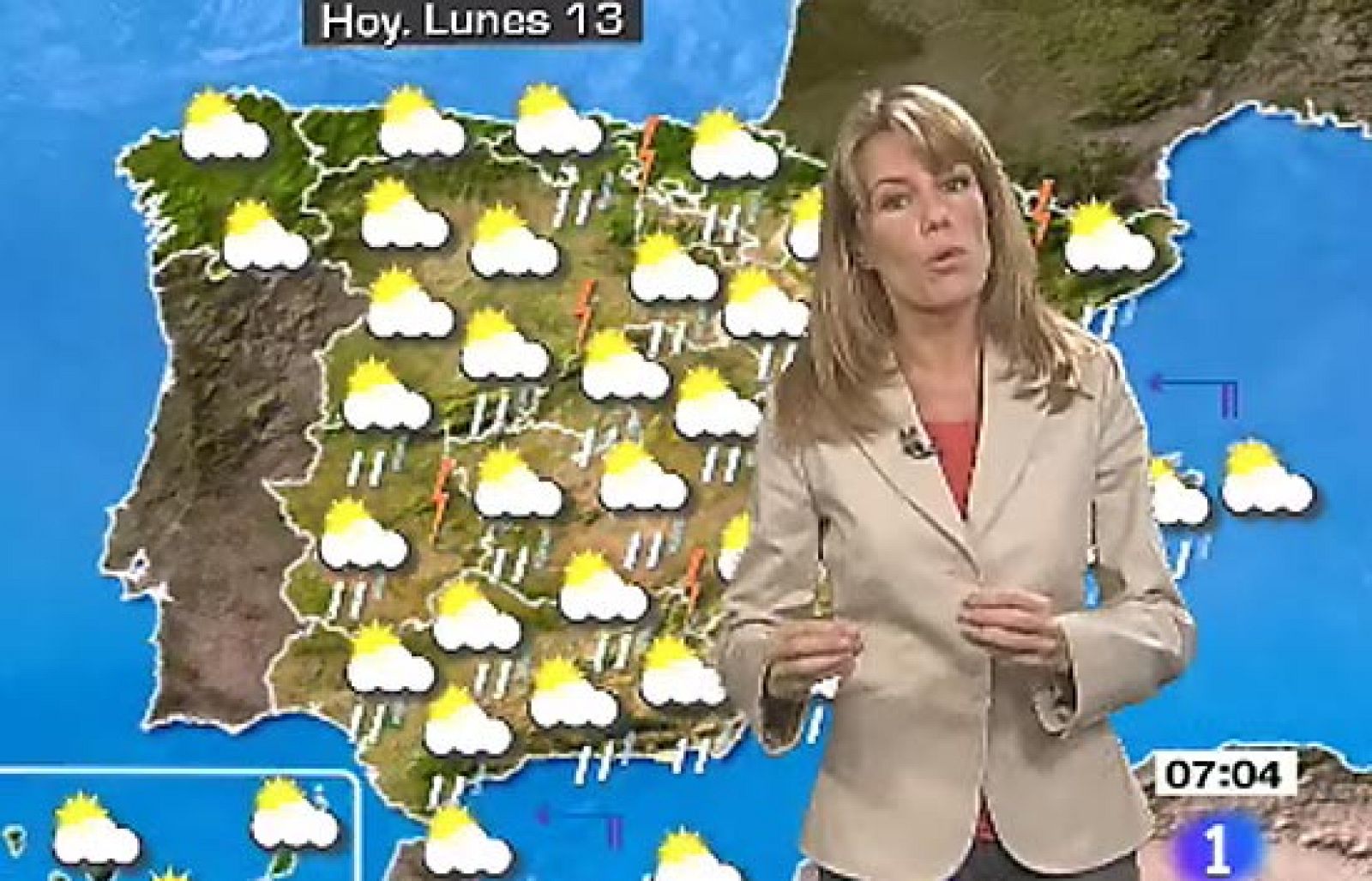 Este lunes se prevén lluvias en casi toda España, menos probables en Canarias y en Galicia.