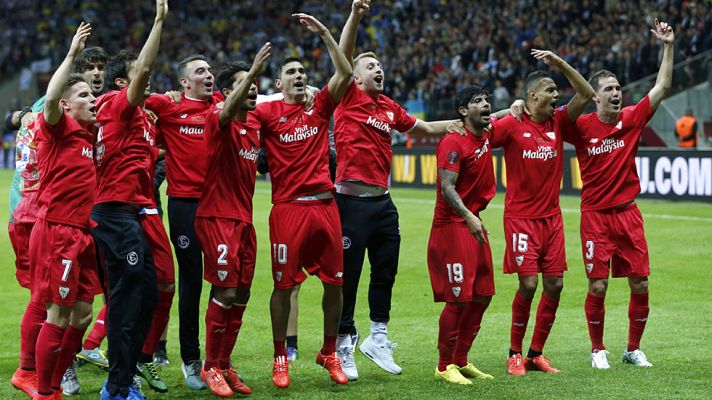 Telediario 1 - El Sevilla hace historia en la Europa League