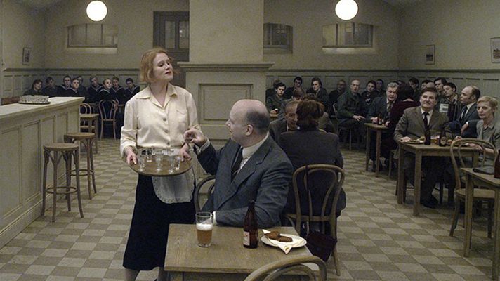 Días de cine - 'Una paloma se posó en una rama a reflexionar sobre la existencia'