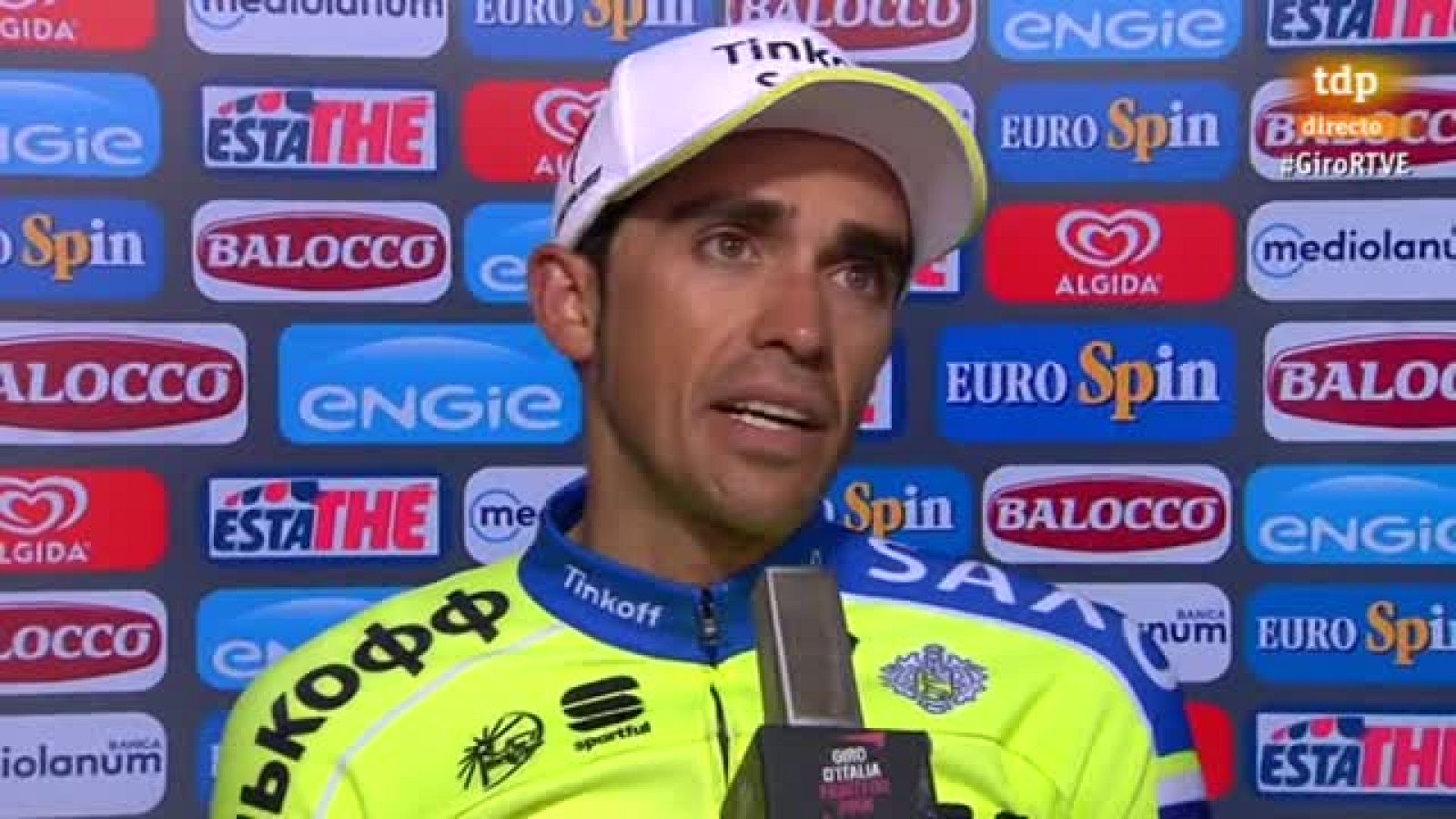 Contador: "Las piernas están cansadas y hay que guardar esfuerzos" | Ver