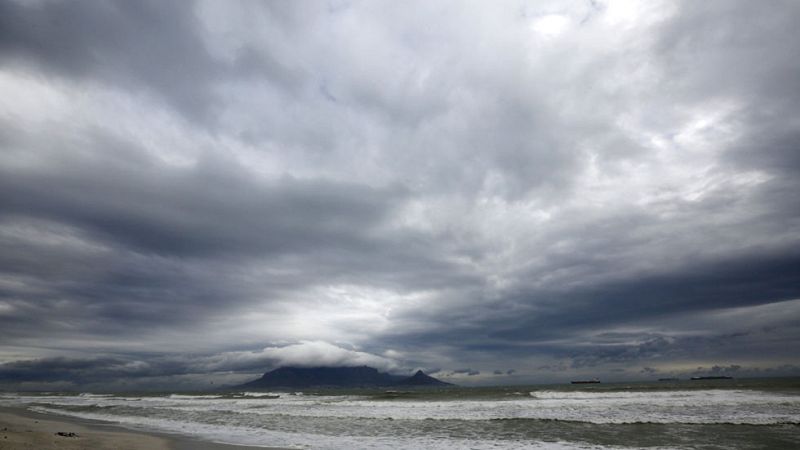 Mañana, viento fuerte de levante en el Estrecho