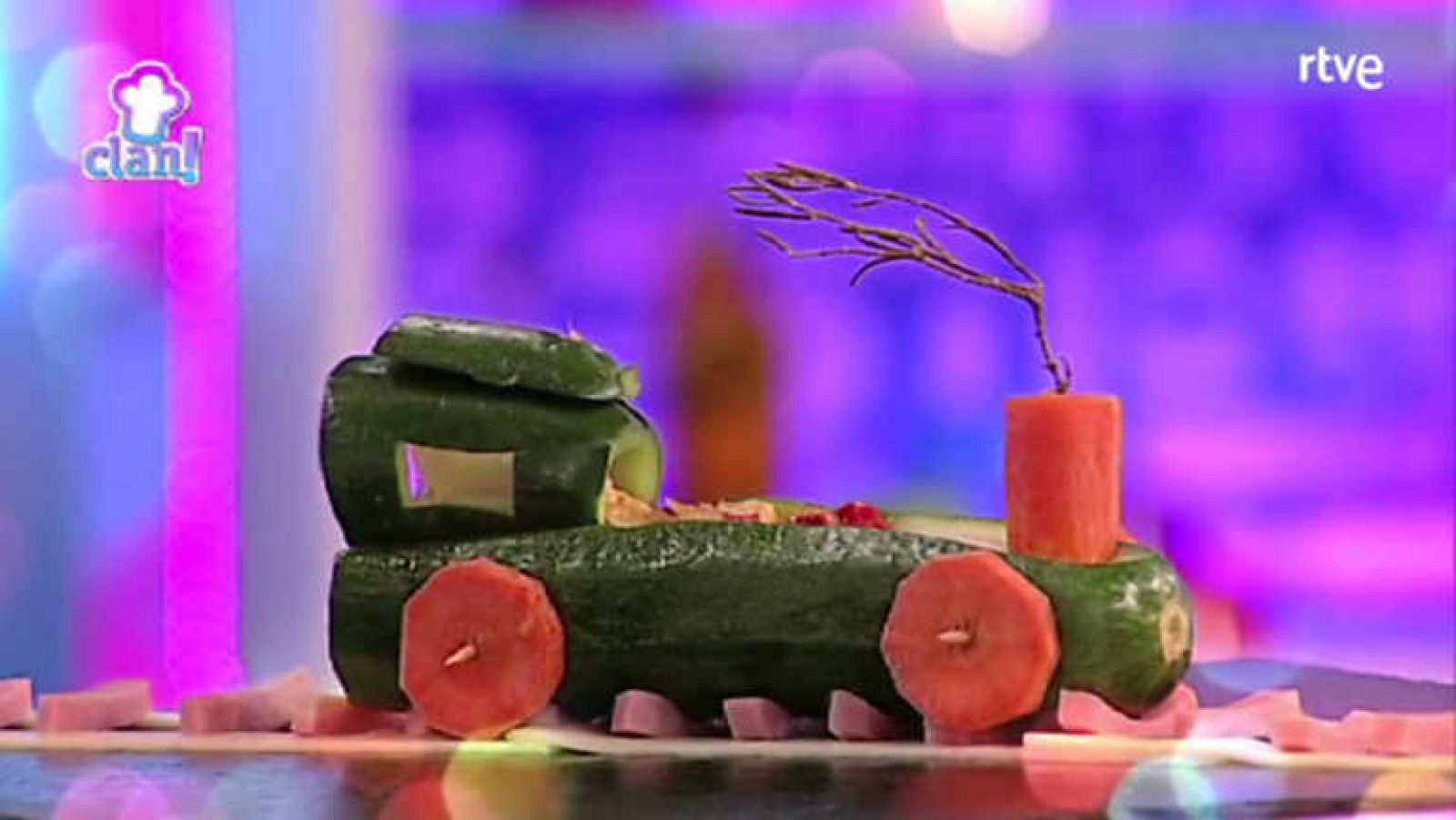 Receta Exprés - Locomotora de calabacín y pollo - Cocina con Clan | Ver