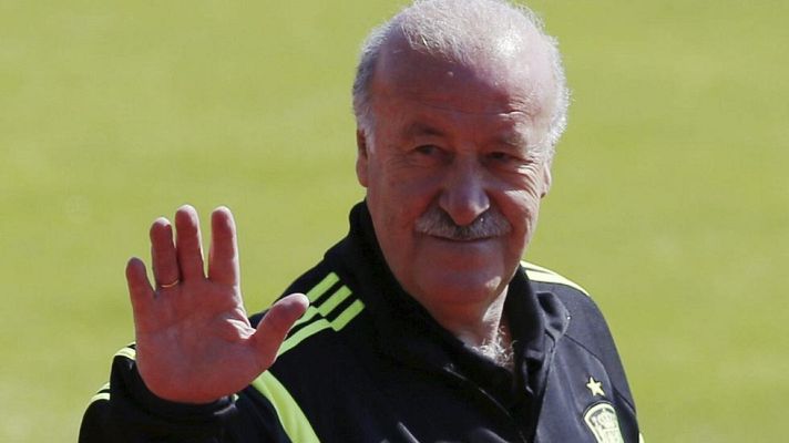 Telediario 1 - Del Bosque, sobre la baja de Iniesta: "Tenemos jugadores de sobra"