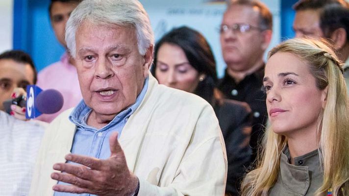 Telediario 1 - División en Venezuela por la visita de Felipe González