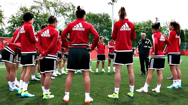 La selección española femenina de fútbol iniciará este martes ante el combinado de Costa Rica su andadura en el Mundial de Canadá, una cita que las pupilas de Ignacio Quereda afrontan con el reto de disfrutar pero también de competir, con la clasific