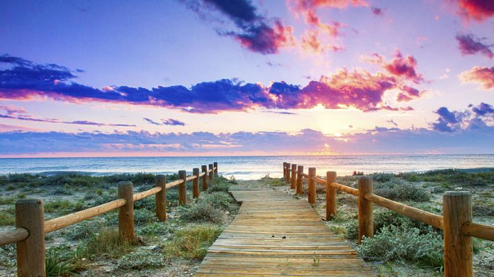 El tiempo - 14 provincias en alerta por tormentas, lluvia y oleaje