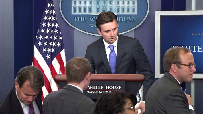 Informativo 24h - Evacúan la sala de prensa de la Casa Blanca por una falsa amenaza de bomba