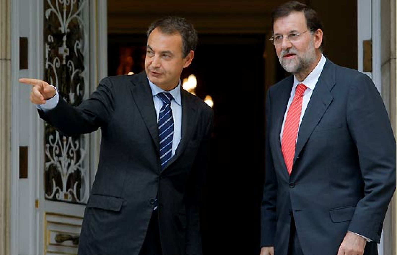 Rueda de prensa Rajoy y Zapatero sobre las medidas contra la crisis | Ver