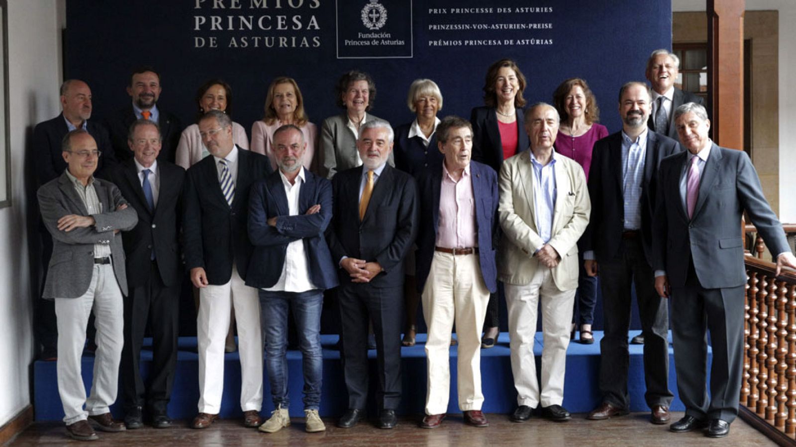 Lectura del fallo del Premio Princesa de Asturias de las Letras 2015 - Premios Princesa de Asturias | Ver