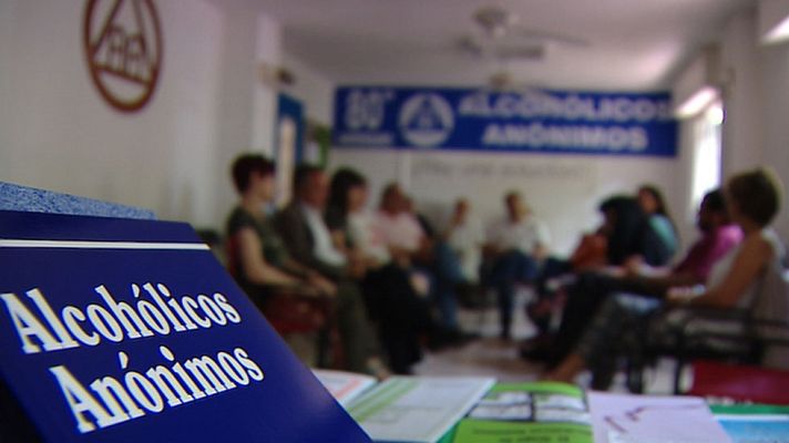 Telediario 1 - El alcoholismo crece entre las mujeres en los últimos años