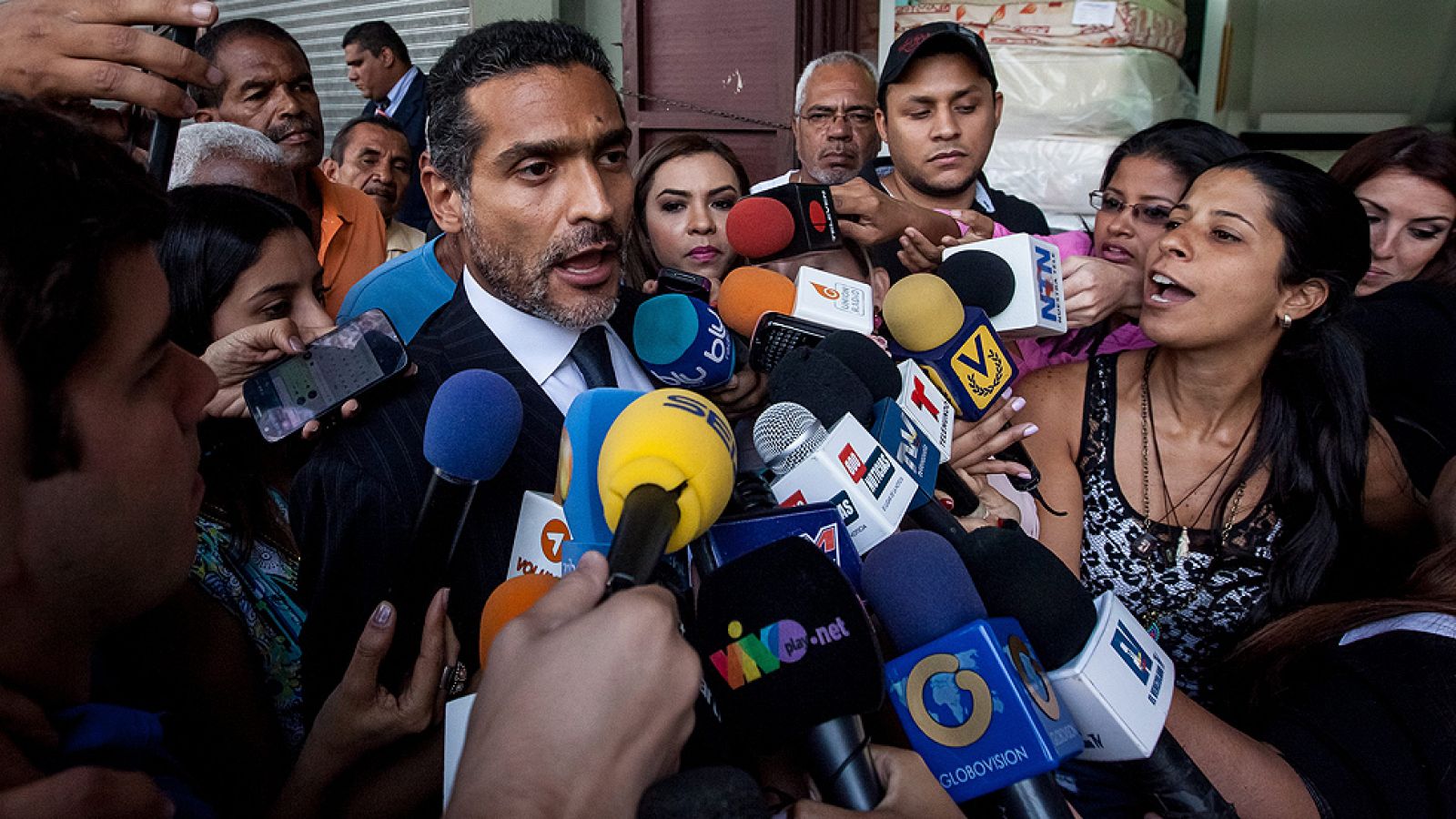 El juicio contra el opositor venezolano Leopoldo López seguirá celebrándose sin él
