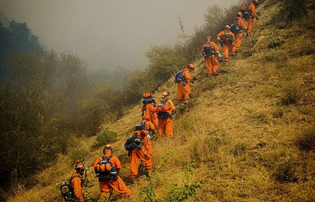  - El fuego avanza en California