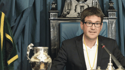 En Vitoria, el PNV, tercero en las urnas, arrebata al PP su feudo en el Pas Vasco