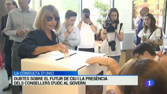 L'Informatiu - L'Informatiu en 3' - 15/06/15