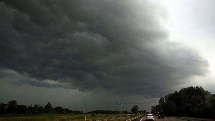 El tiempo - Chubascos y granizo en Comunidad Valenciana, Cataluña y Baleares