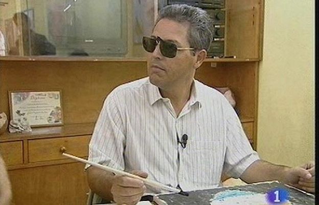  - Concurso de pintura para ciegos