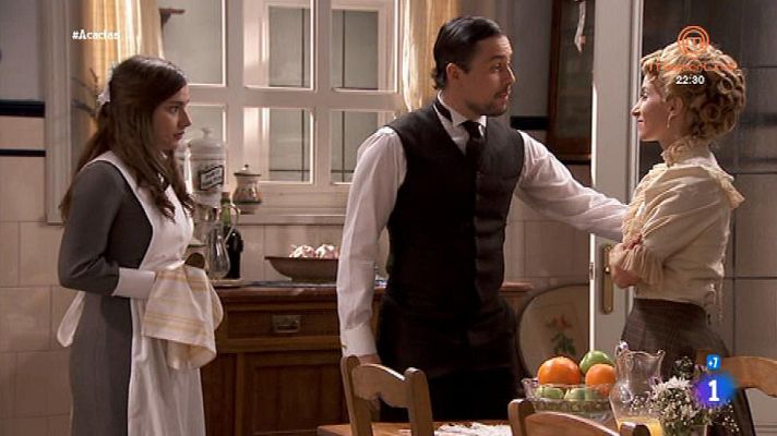 Acacias 38 - Germán y Manuela disimulan delante de Cayetana