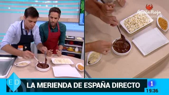 RTVE Cocina - Palomitas bañadas en chocolate y caramelos de toffee caseros