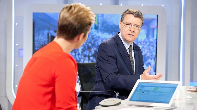 Jordi Sevilla asegura que el PSOE fortalecerá y dignificará los servicios públicos - Los desayunos | Ver