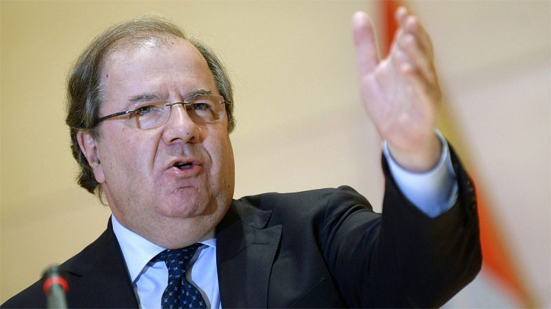 El PP seguirá gobernando en Castilla y León tras pactar con Ciudadanos