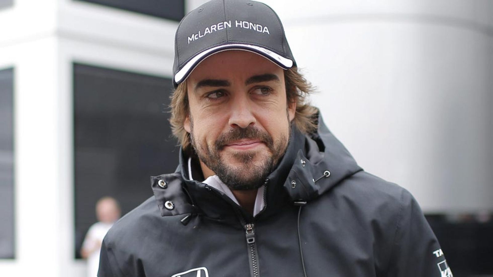 Alonso inaugura su museo y circuito cuando aún le queda "cuerda para rato"