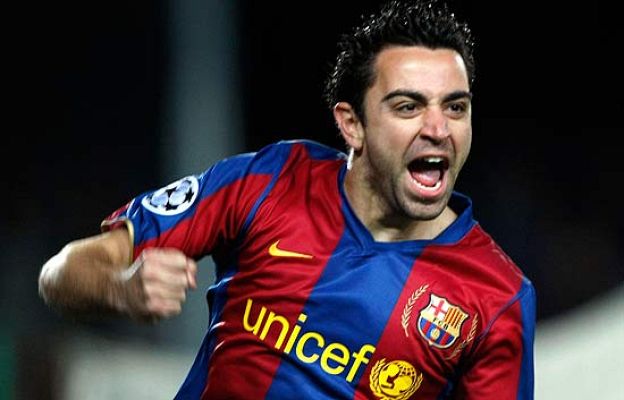  - Gudjonhsen y Xavi, bajas en Barça