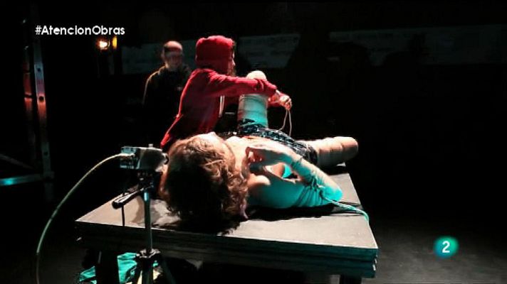 Atención obras - Carlota Ferrer y Julián Fuentes Reta