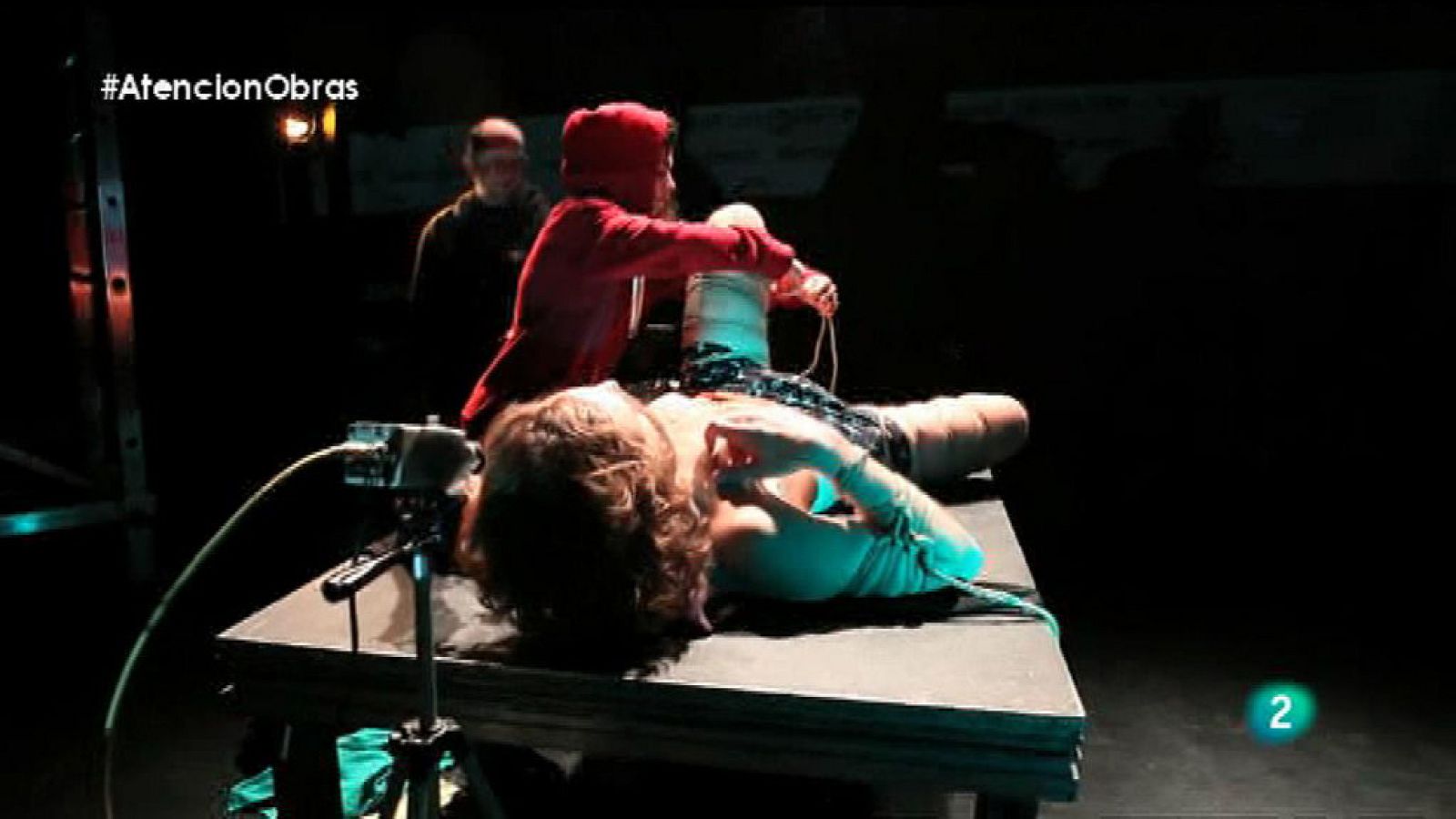 Atención obras - Carlota Ferrer y Julián Fuentes Reta