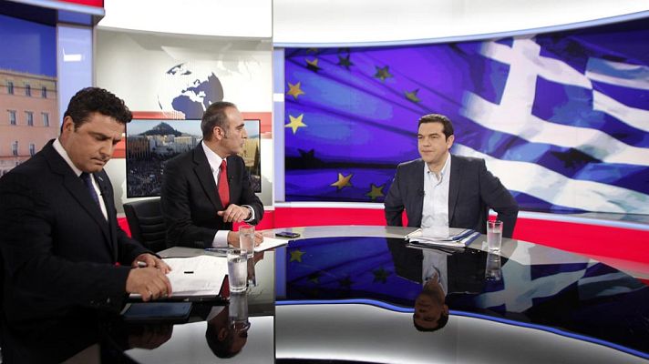 Telediario 1 - Tsipras insiste en pedir el "no" para reforzar a Grecia