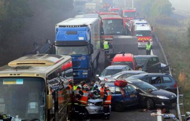  - Colisión múltiple en Francia