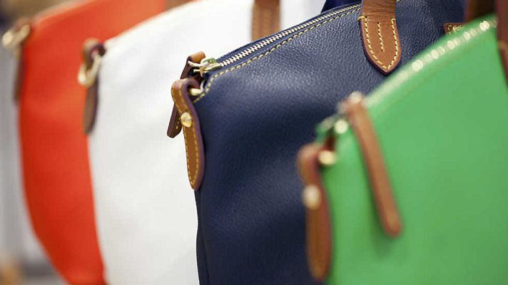 Documenta2 - Cultura de falsificaciones