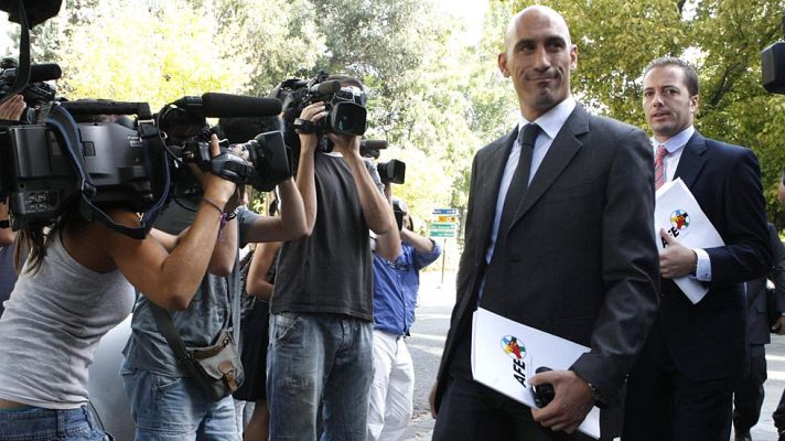 Telediario 1 - Rubiales confía en no verse "obligado" a ir a los Juzgados por la fecha del inicio de la Liga