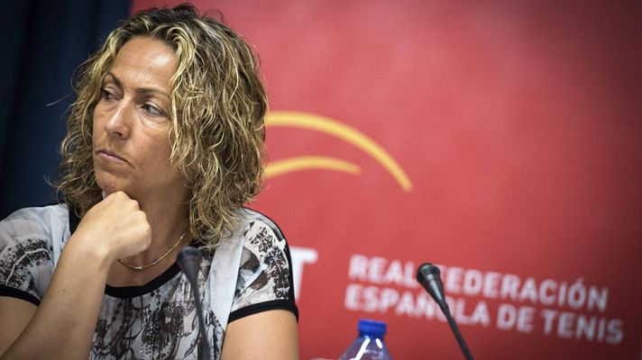 Telediario 1 - Gala León, destituida como capitana de la Davis