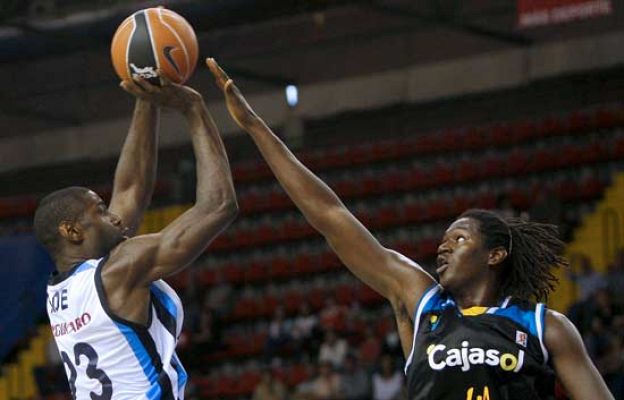 Baloncesto en RTVE - ACB: Cajasol 71-Bruesa GBC 77,