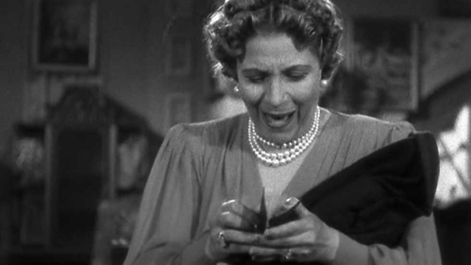 Historia de nuestro cine - Eloísa está debajo de un almendro - ver ahora